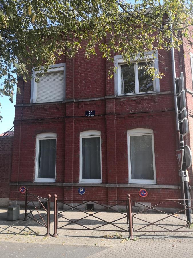 Grand Appartement Avec 3 Salles De Bain Tourcoing Exterior foto